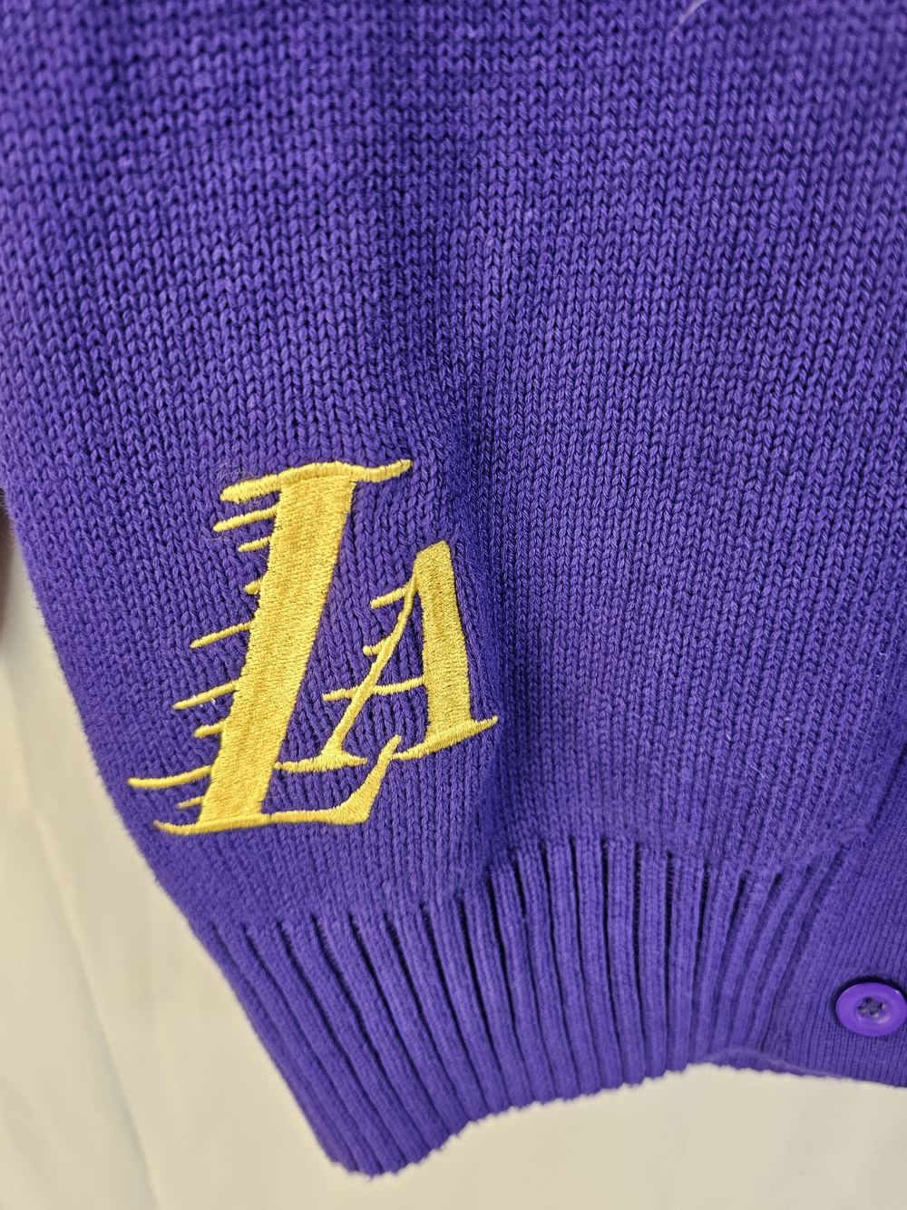 NWT Women's FISLL LA Lakers Chenille Letterman Cardigan Sweater Purple Sz M - Picture 5 of 13